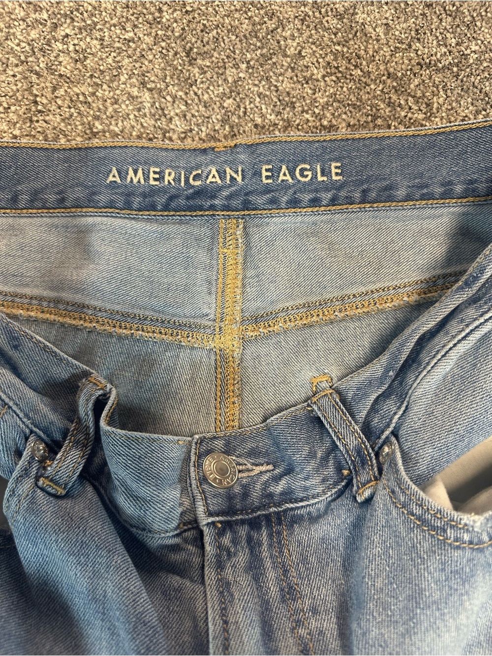 American Eagle Outfitters Light Wash Distressed Straight Women’s Jeans 12 - Picture 3 of 5